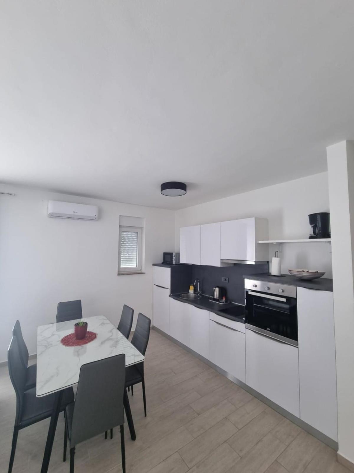 GrebašticaGabi公寓 外观 照片